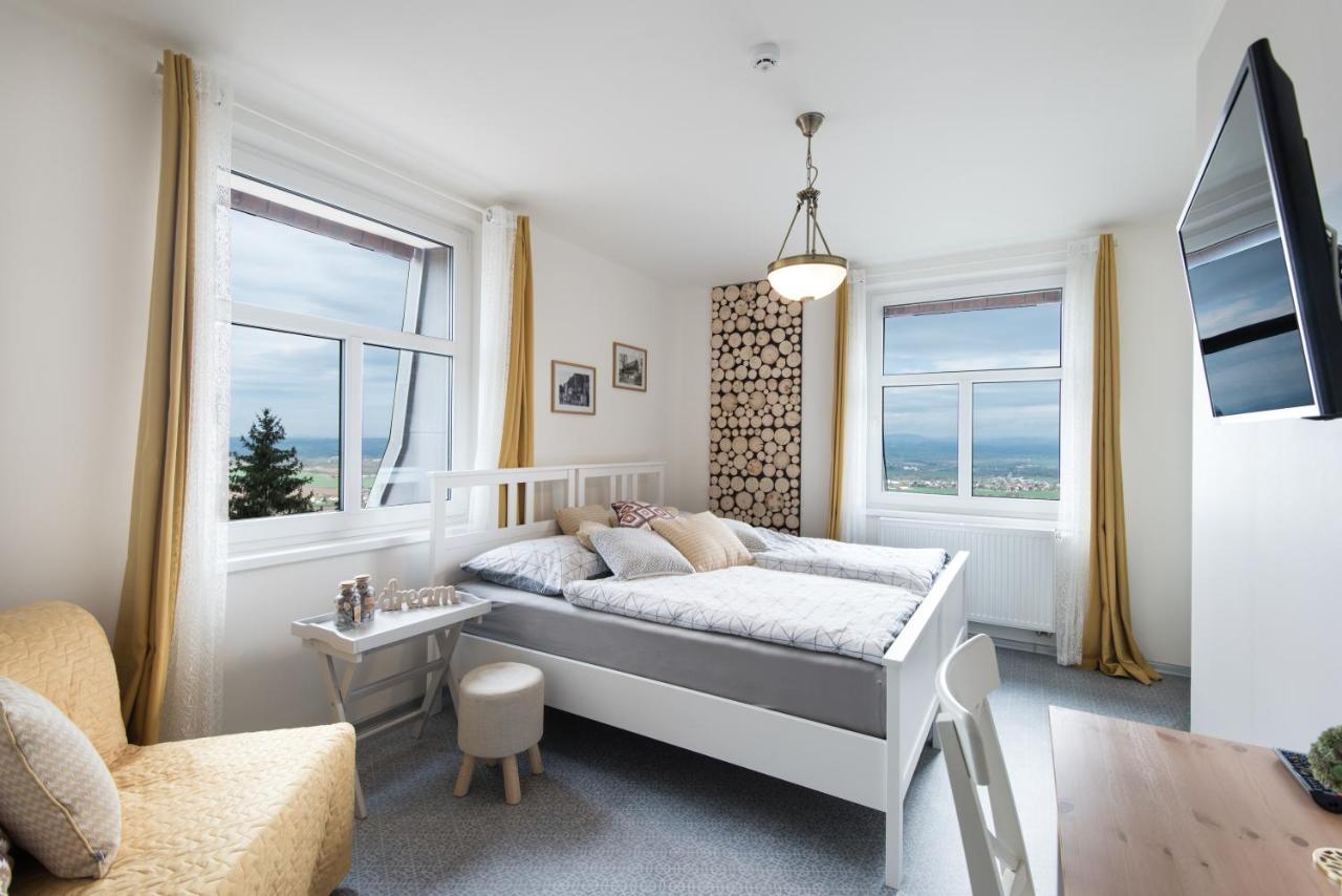 Na Krasne Vyhlidce Otel Olsina Dış mekan fotoğraf